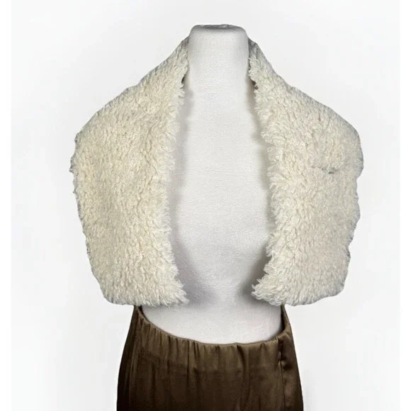 ADRIENNE LANDAU Pull Through Scarf Ivory Shaggy Faux Fur Sheepskin Womens OS - Picture 2 of 5